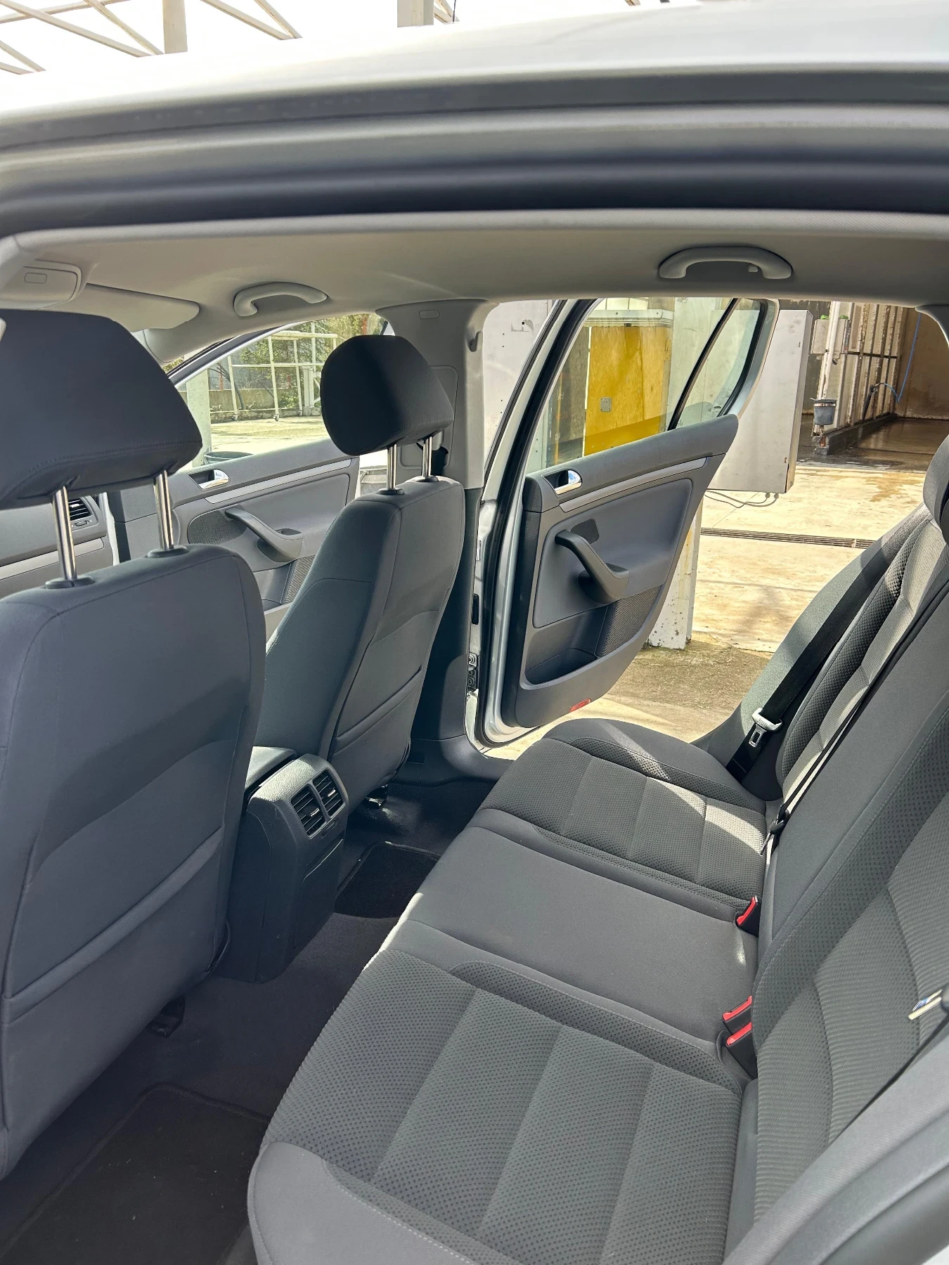 VW Golf, снимка 6 - Автомобили и джипове - 53806515