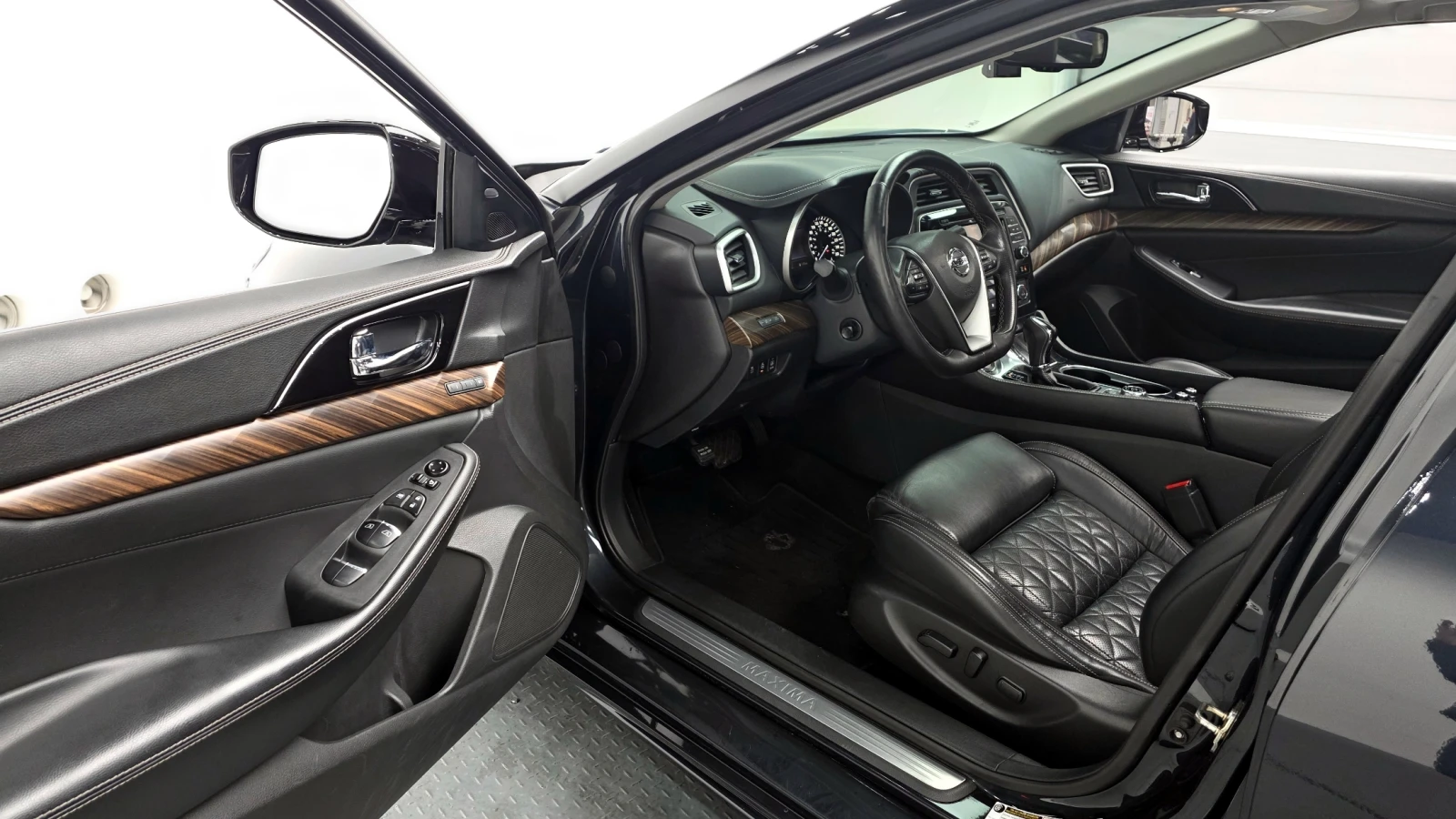 Nissan Maxima 3.5V6 Platinum Luxury| �� ������ �� 250 ����/�. | Mobile.bg � ����������� 9