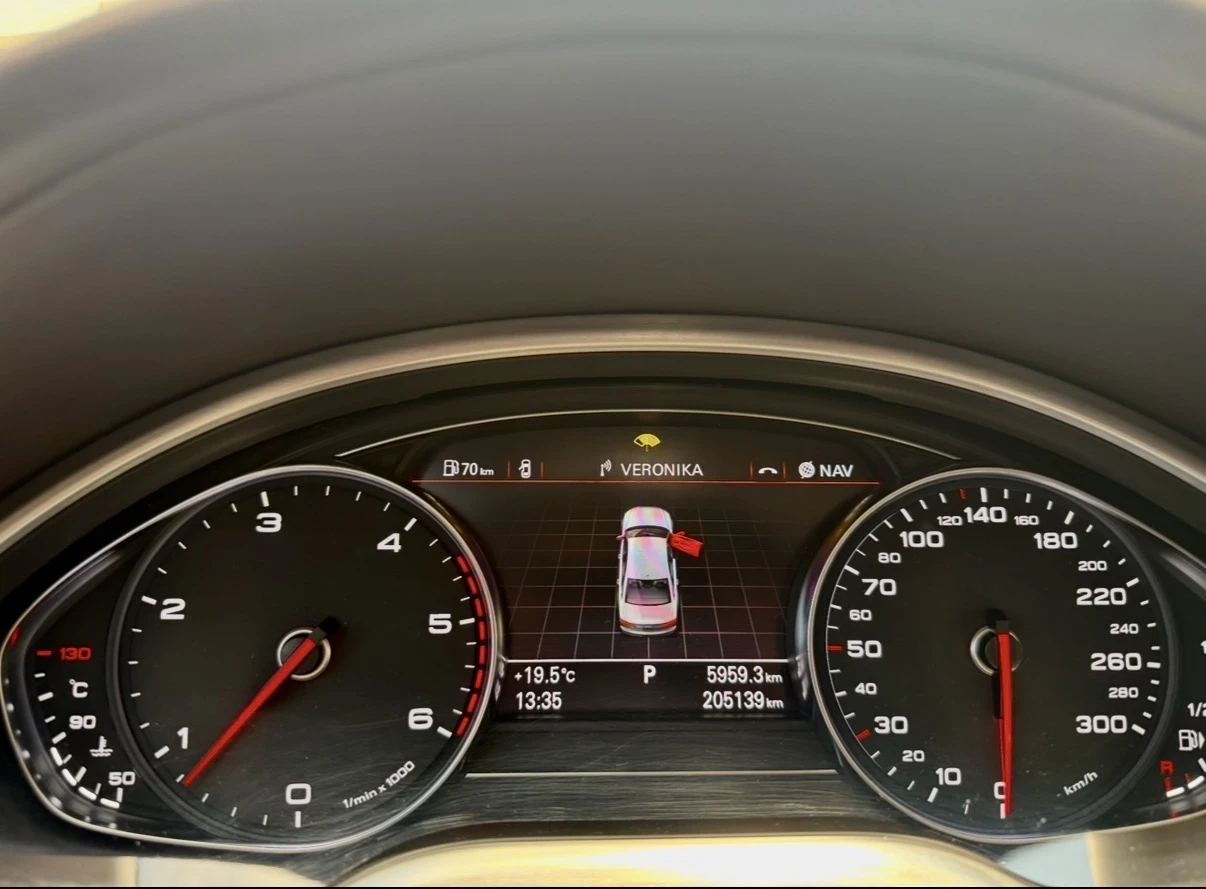 Audi A8 4.2TDI, снимка 17 - Автомобили и джипове - 54632349