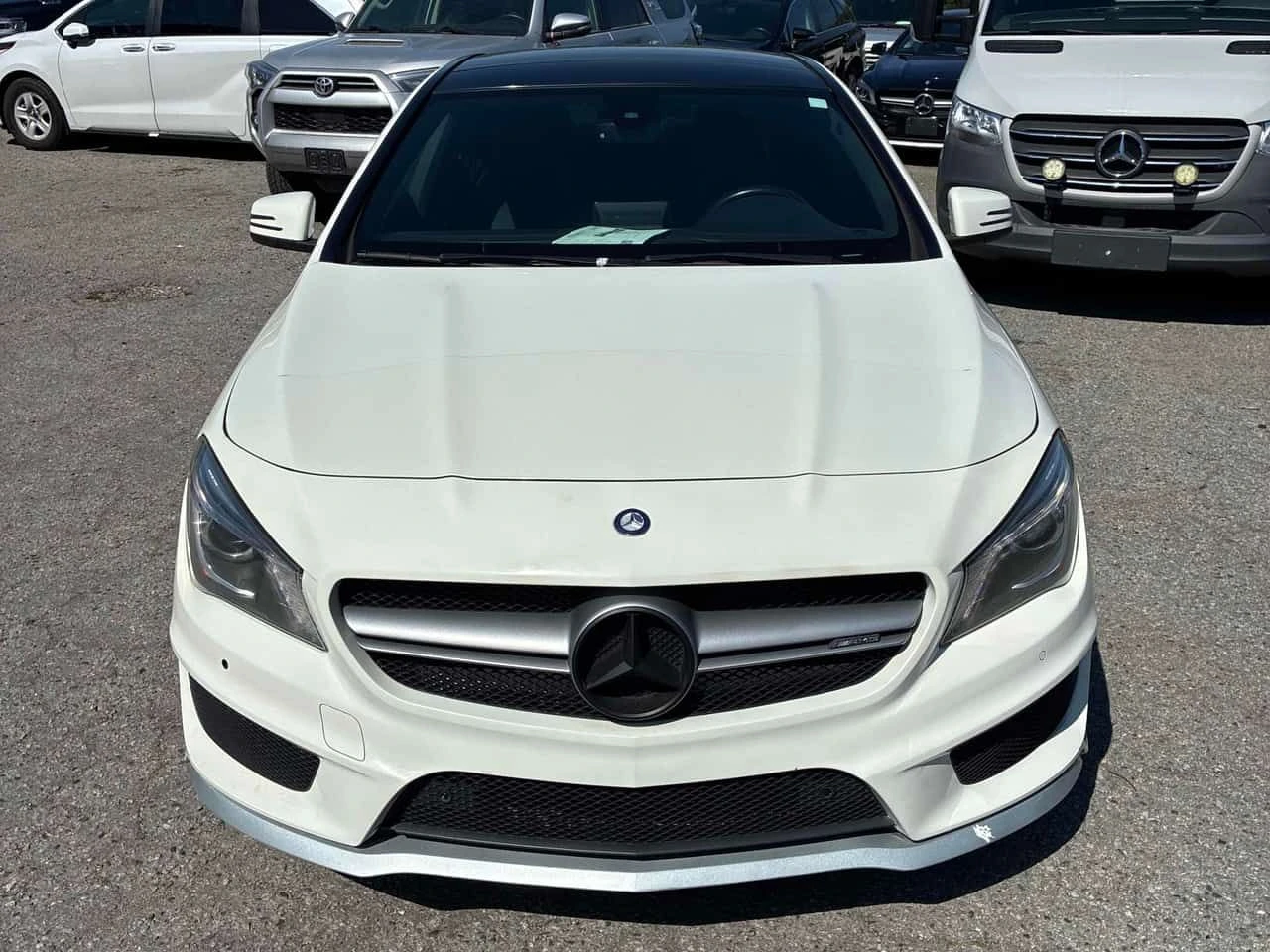 Mercedes-Benz CLA 45 AMG * CARFAX * ПАНО * KEYLESS * ПОДГРЕВ, снимка 6 - Автомобили и джипове - 54736397