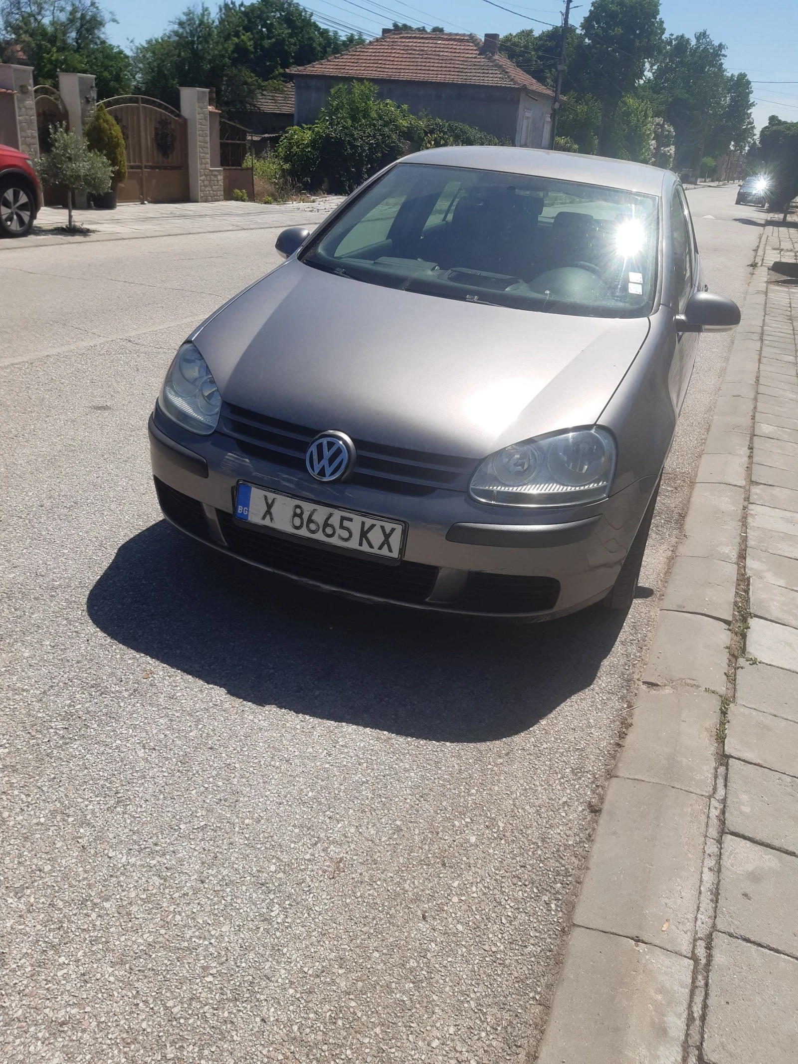 VW Golf 1.4 i, снимка 3 - Автомобили и джипове - 54832576