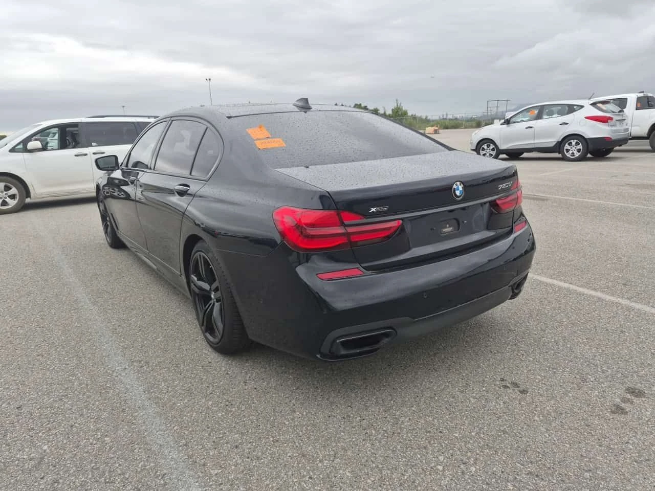 BMW 750 LI XDRIVE| MASSAGE| TEЛЕВИЗОРИ| HUD| ПАНО| 2 КЛЮЧА, снимка 4 - Автомобили и джипове - 55032690