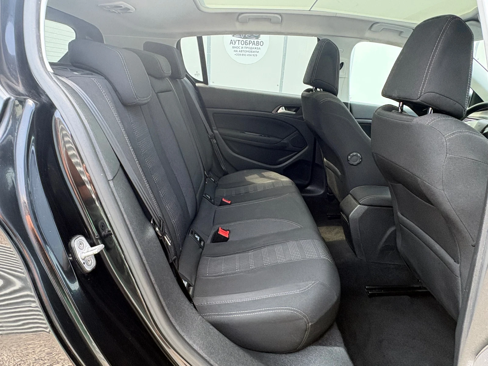 Peugeot 308 1.6HDI-АВТОМАТИК-ПАМОРАМА, снимка 8 - Автомобили и джипове - 55656466