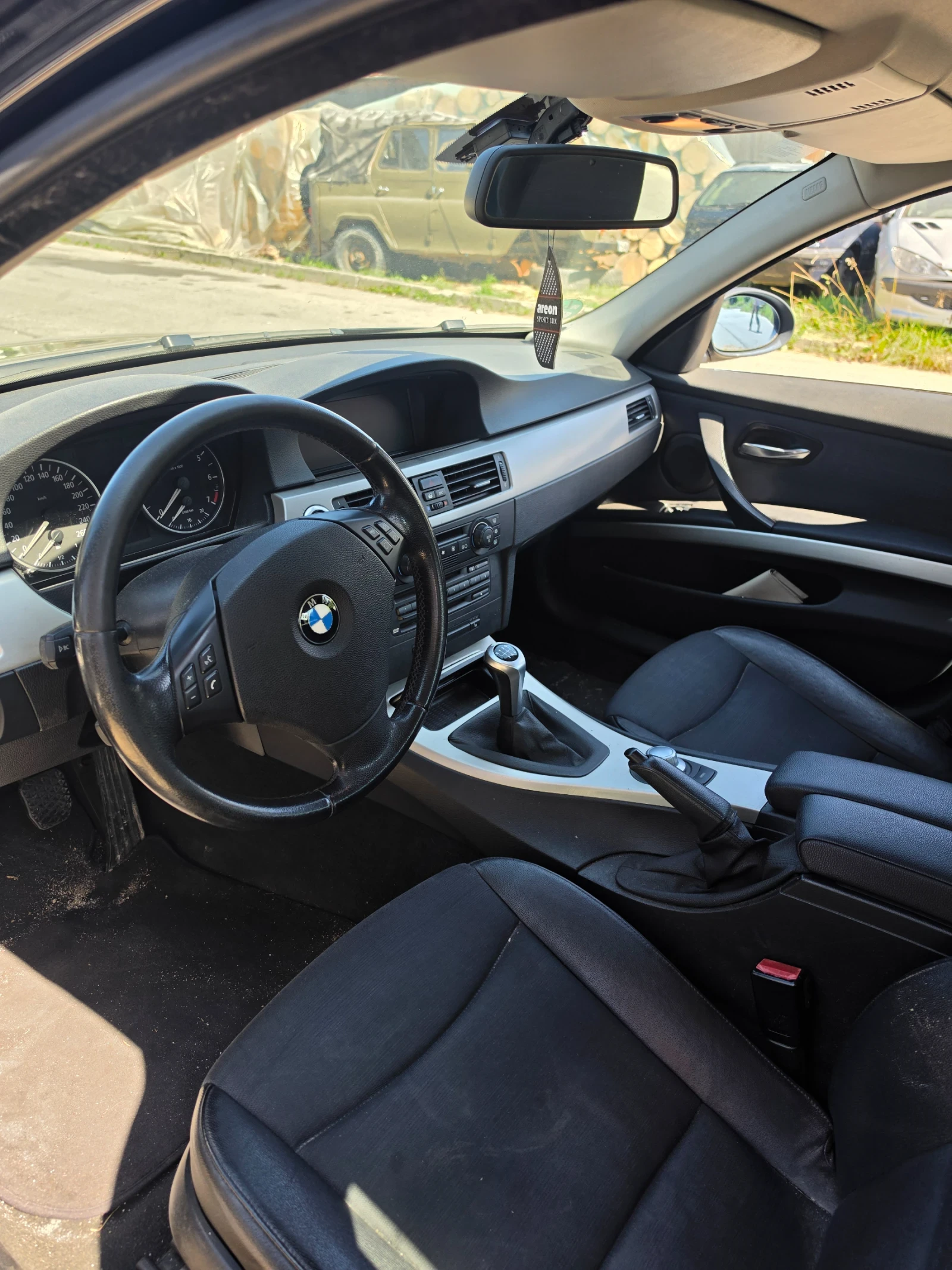 BMW 320, снимка 7 - Автомобили и джипове - 55686333