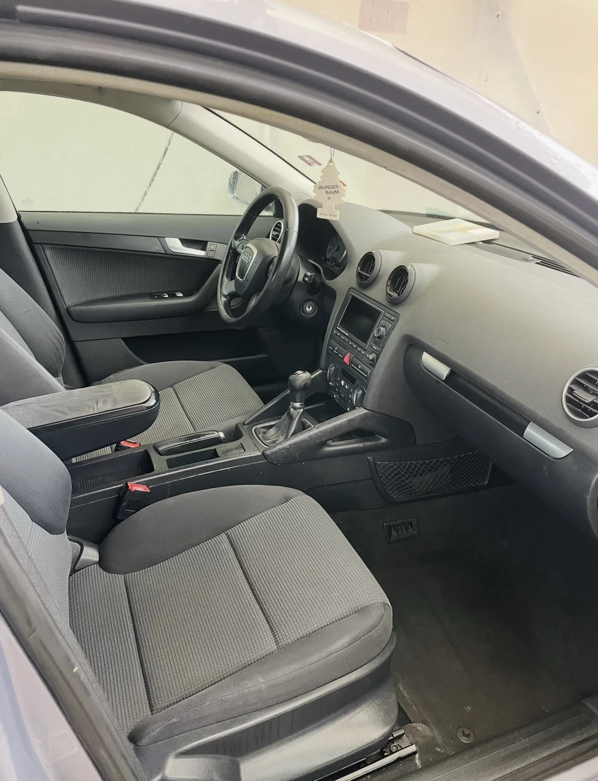 Audi A3 2.0 fsi, снимка 10 - Автомобили и джипове - 56473561