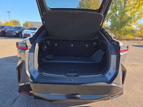 Lexus RZ * 450e * CARFAX * ОПЦИЯ ЗА ФИНАНСИРАНЕ | Auto.bg — изображение 17