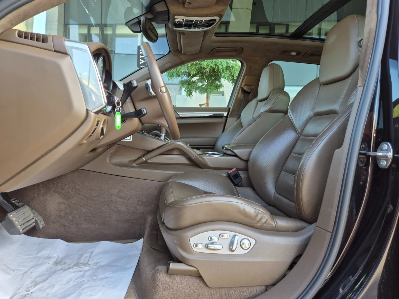 Porsche Cayenne 6 МЕСЕЦА ГАРАНЦИЯ!!! 4.8 Turbo 500к.с. Швейцария/, снимка 9 - Автомобили и джипове - 51594754