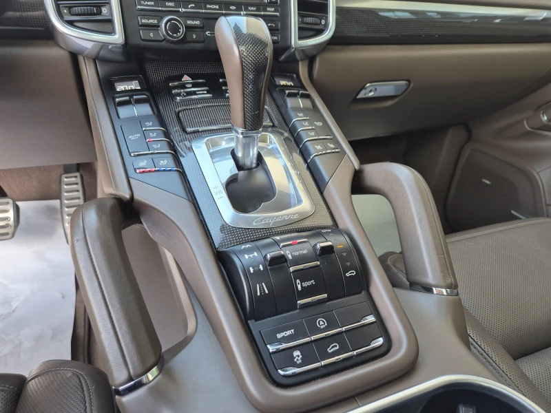 Porsche Cayenne 6 МЕСЕЦА ГАРАНЦИЯ!!! 4.8 Turbo 500к.с. Швейцария/, снимка 13 - Автомобили и джипове - 51594754