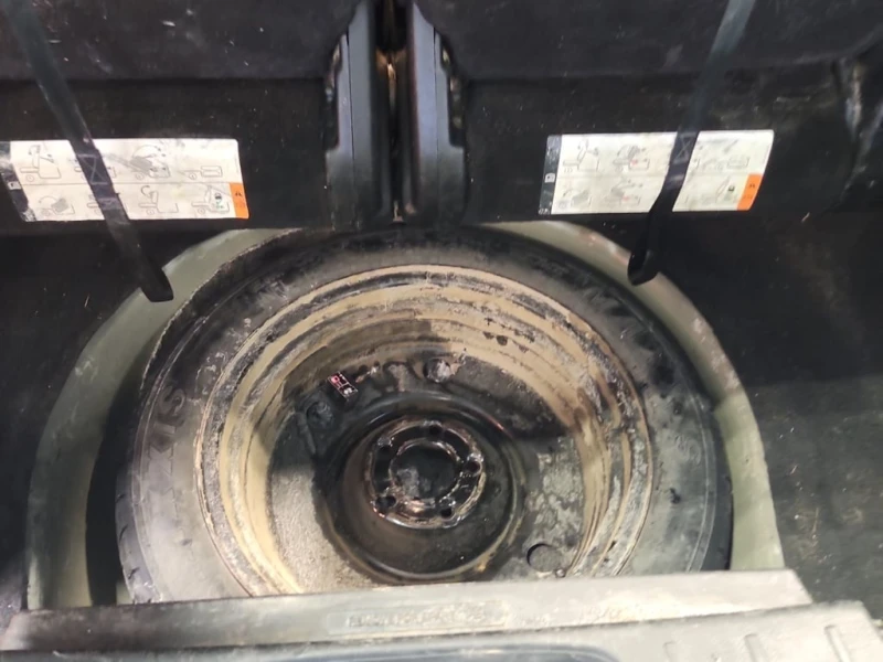 Ford Explorer * XLT * CARFAX * ЦЕНА ДО БГ, снимка 17 - Автомобили и джипове - 53285849