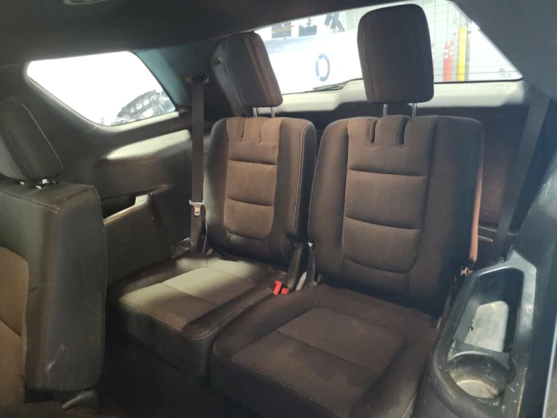 Ford Explorer * XLT * CARFAX * ЦЕНА ДО БГ, снимка 14 - Автомобили и джипове - 53285849