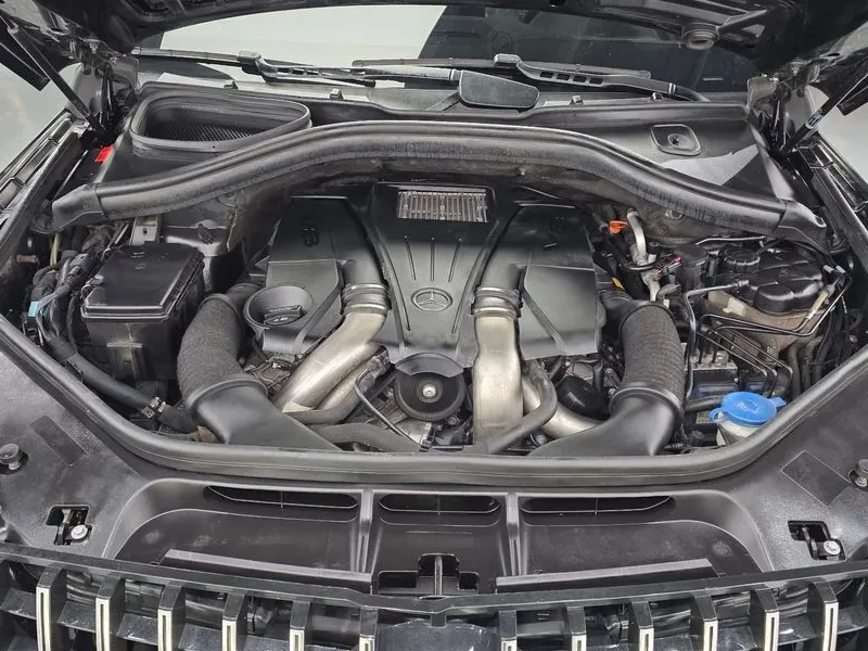 Mercedes-Benz GLS 500 4MATIC AMG Pack, снимка 6 - Автомобили и джипове - 54909561