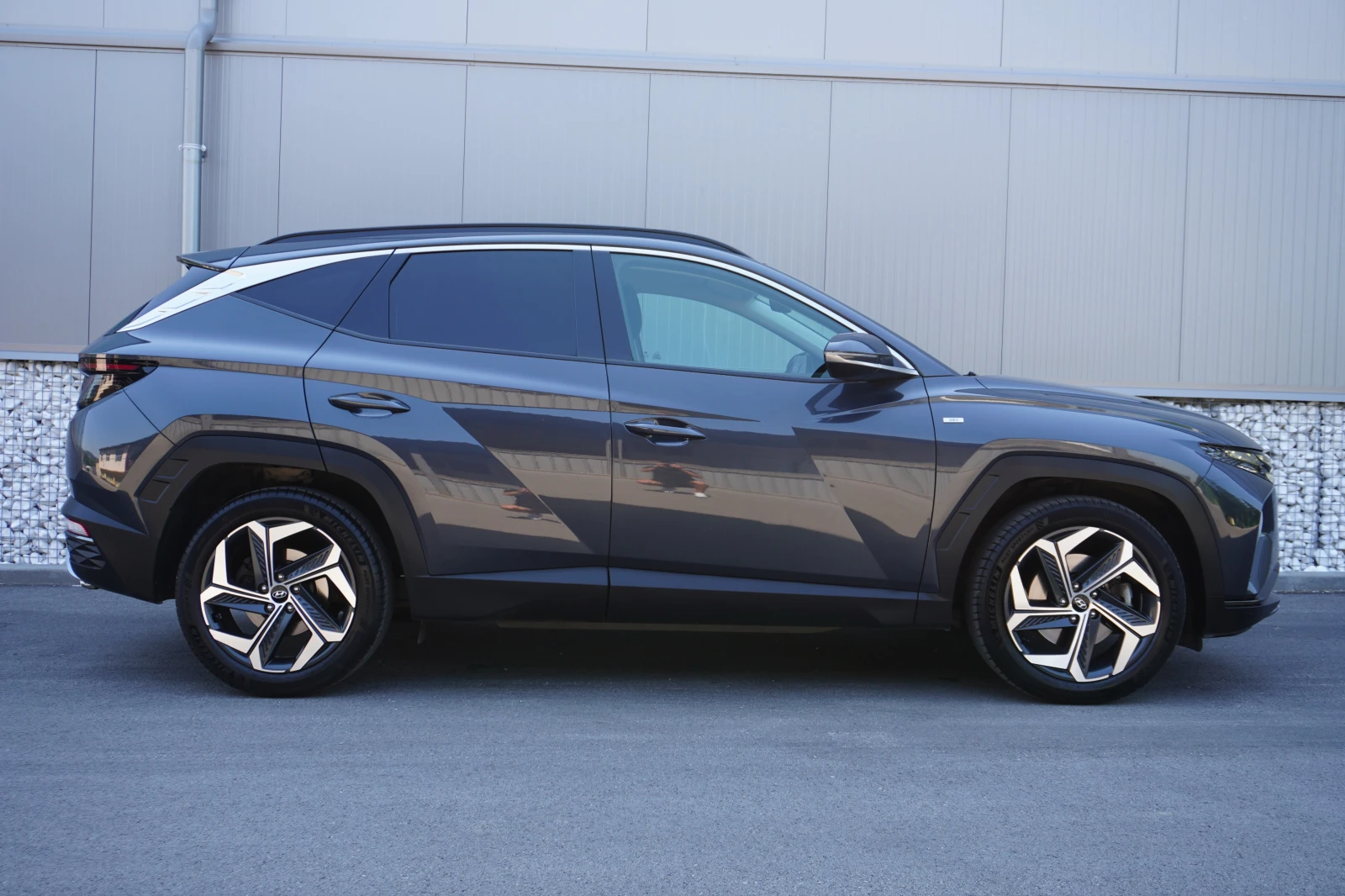 Hyundai Tucson 1.6CRDI MILD HYBRID, КАТО НОВ!! - изображение 6