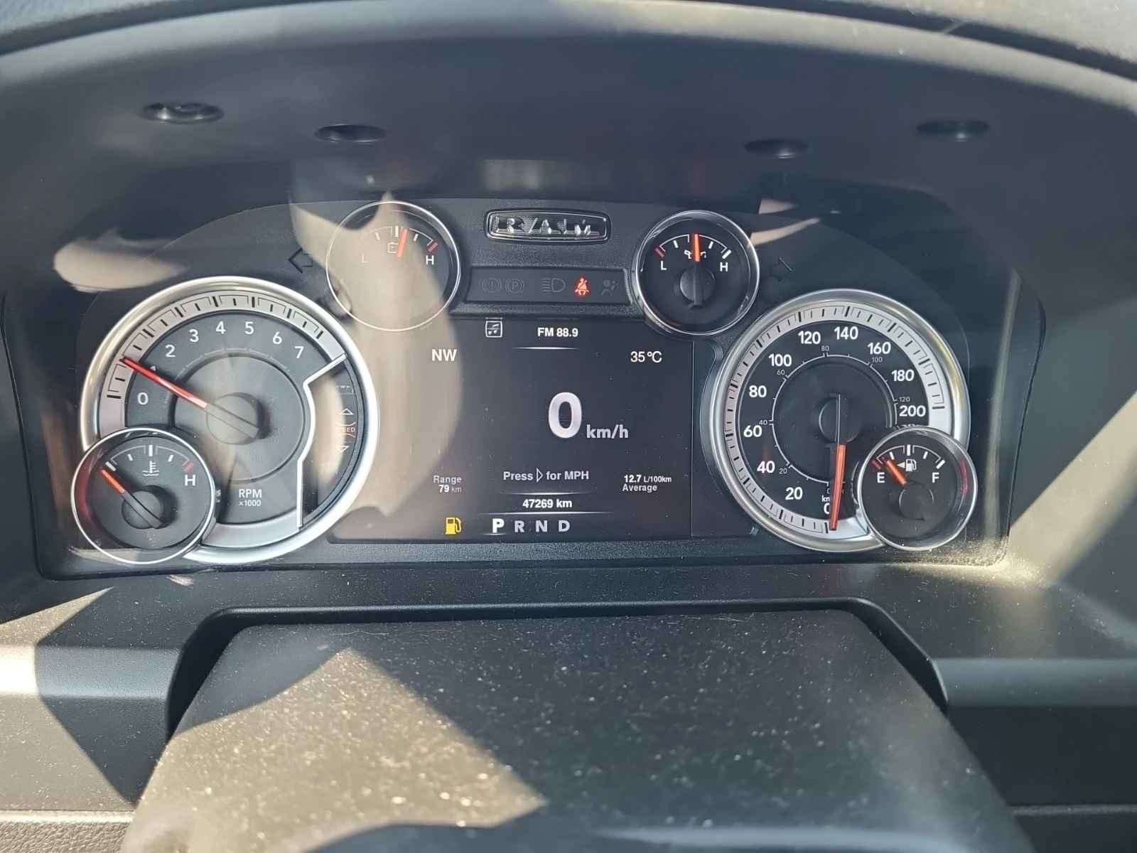 Dodge RAM 1500 * CARFAX* АВТОФИНАНСИРАНЕ БЕЗ ПЪРВОНАЧАЛНА ВНОСКА! - изображение 8