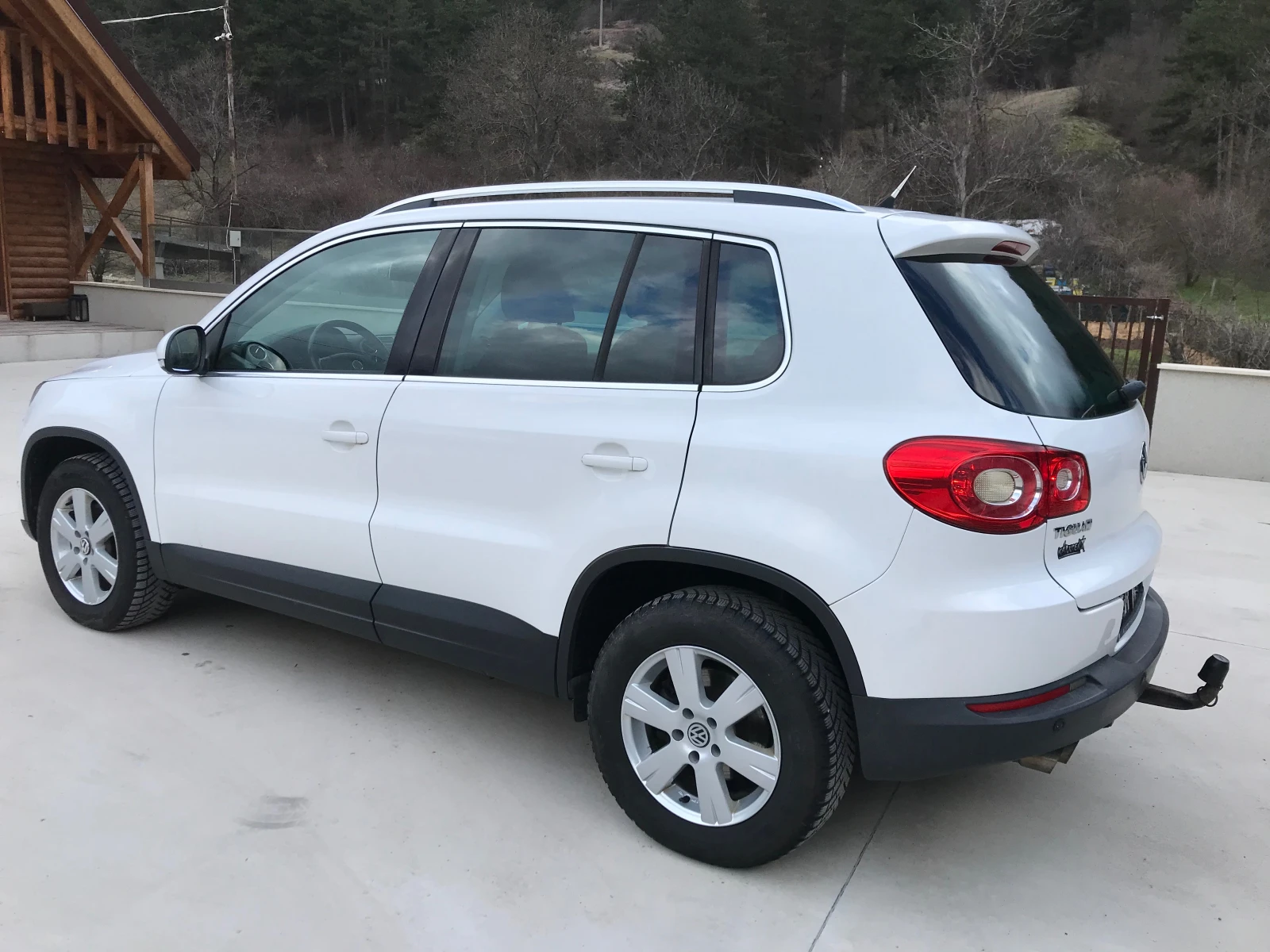 VW Tiguan 2, 0tdi.140k., снимка 5 - Автомобили и джипове - 54007238