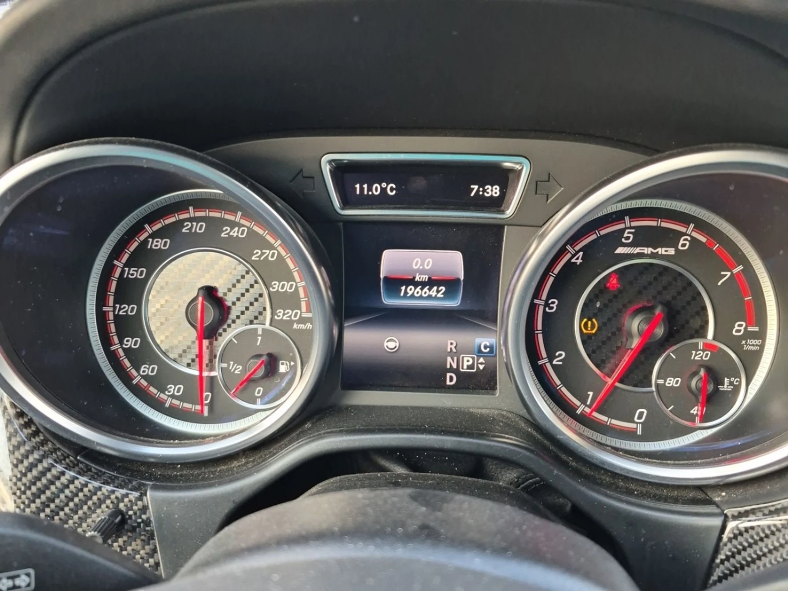 Mercedes-Benz GLS 63 AMG AWD* АвтоКредит* (ЦЕНА ДО БГ), снимка 11 - Автомобили и джипове - 54429073