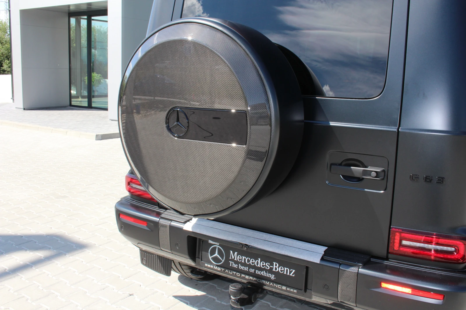 Mercedes-Benz G 63 AMG NEW = MGT Conf = Superior Line/Manufaktur Гаранция, снимка 11 - Автомобили и джипове - 55186935