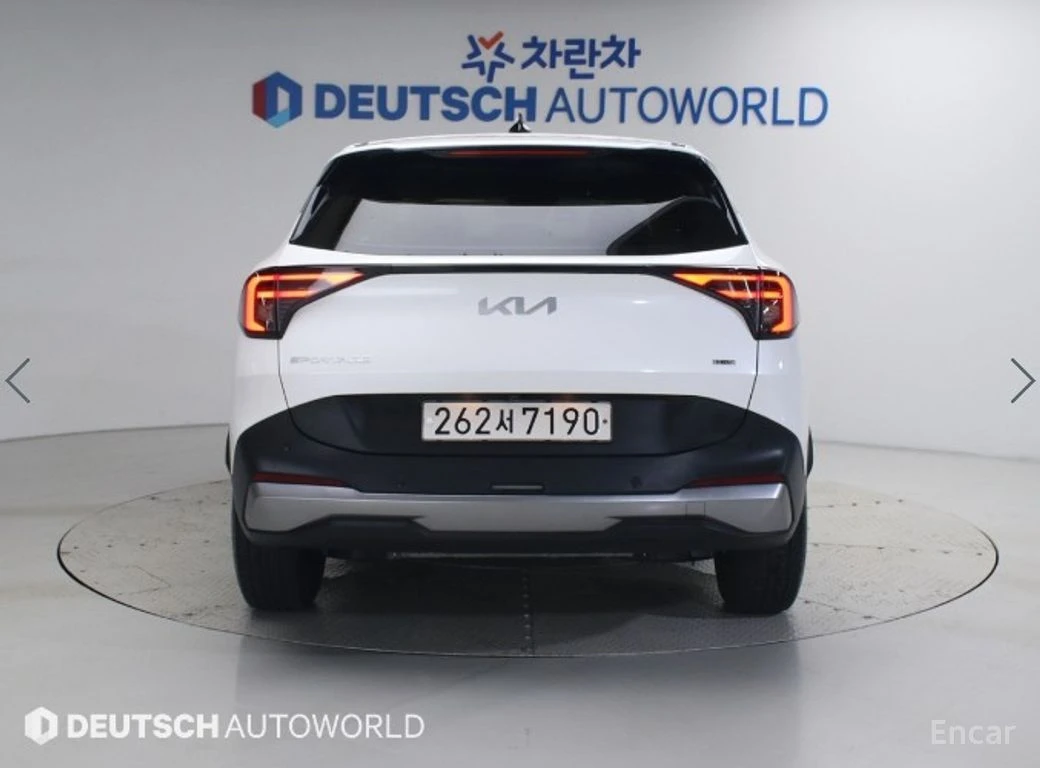 Kia Sportage HYBRID* PRESTIGE* ДИСТРОНИК* LANE* ASSIST* , снимка 4 - Автомобили и джипове - 55730141