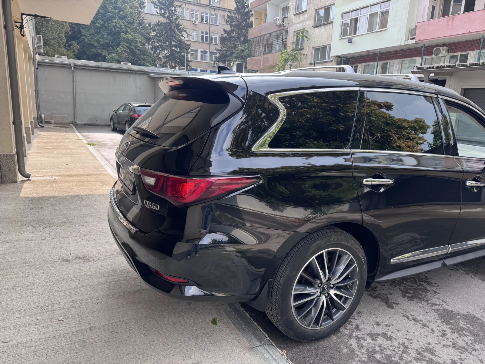 Infiniti QX60 AWD   4x4, снимка 4 - Автомобили и джипове - 55833990