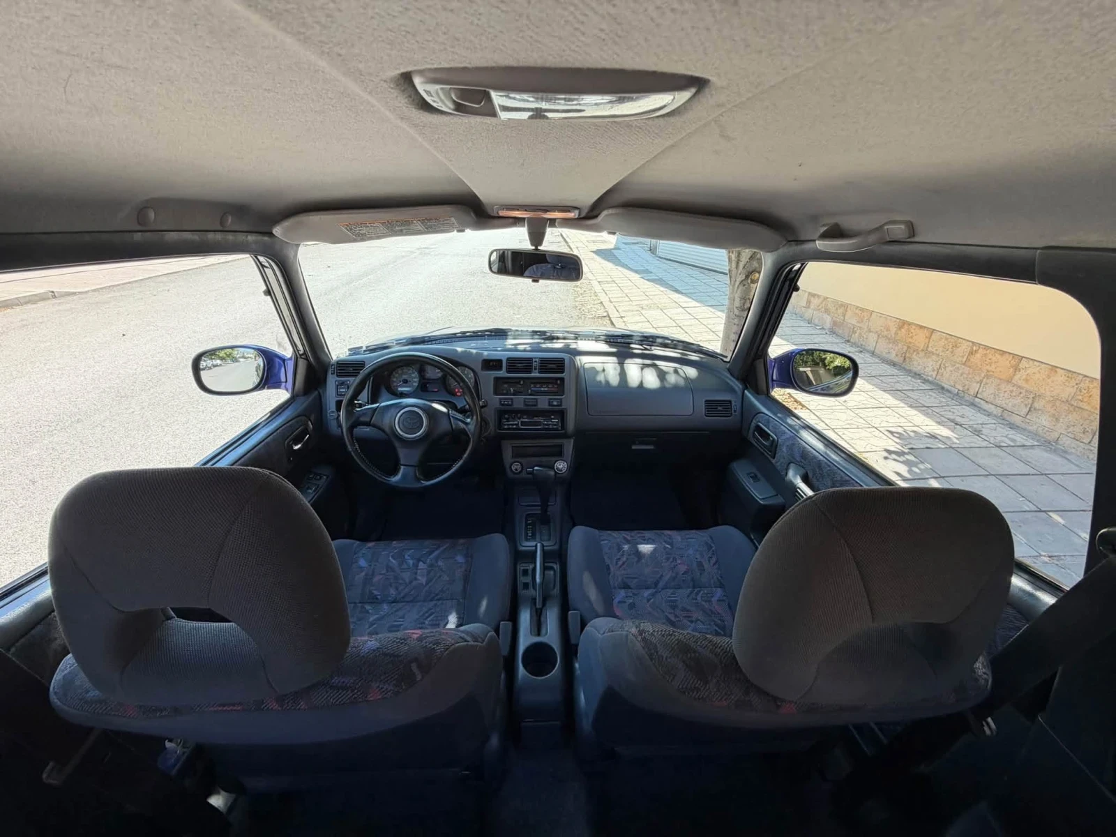 Toyota Rav4, снимка 15 - Автомобили и джипове - 56158194