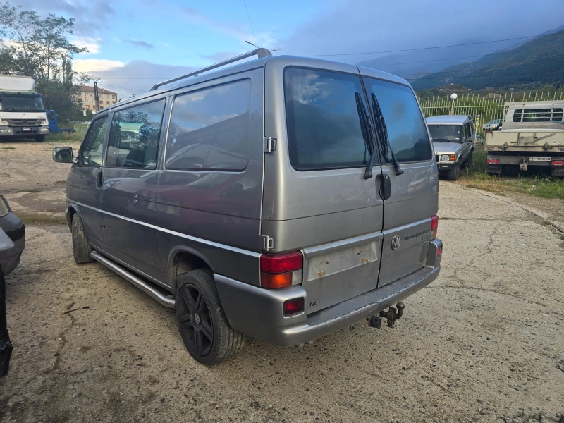 VW T4 2.5  TDI 102 PS, снимка 11 - Бусове и автобуси - 47403876