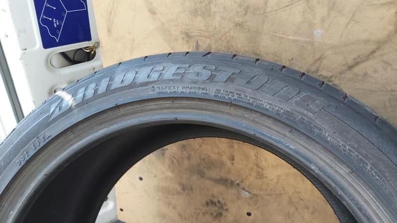 Гуми Летни 215/60R16, снимка 5 - Гуми и джанти - 29260142