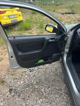 Opel Astra, снимка 11
