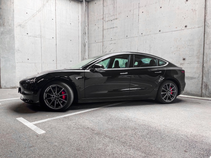Tesla Model 3 Performance, снимка 3 - Автомобили и джипове - 46345865