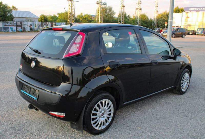 Fiat Punto Evo 1.4 75к.с., снимка 6 - Автомобили и джипове - 45997796