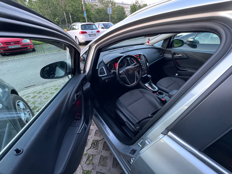 Opel Astra CDTI, снимка 11 - Автомобили и джипове - 46230297