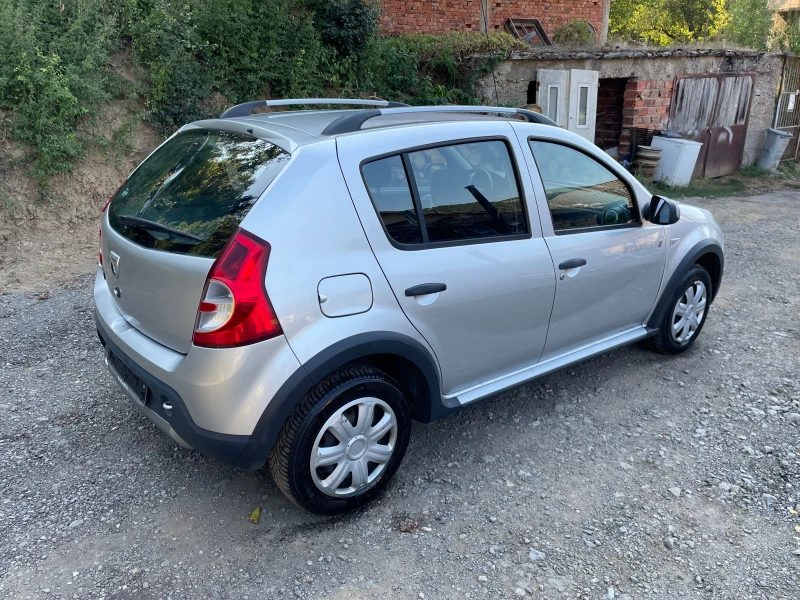 Dacia Sandero STEPWAY 1.6 I, снимка 5 - Автомобили и джипове - 46940378