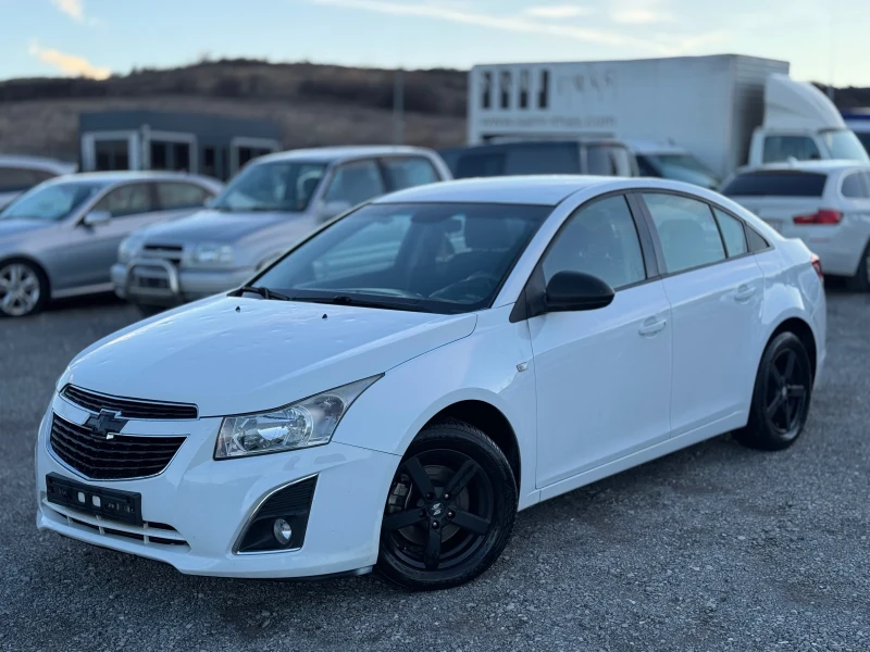 Chevrolet Cruze, снимка 1 - Автомобили и джипове - 48383675