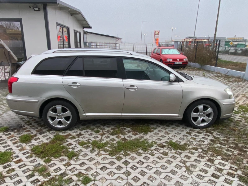 Toyota Avensis 2.0 D4D, снимка 3 - Автомобили и джипове - 48884849