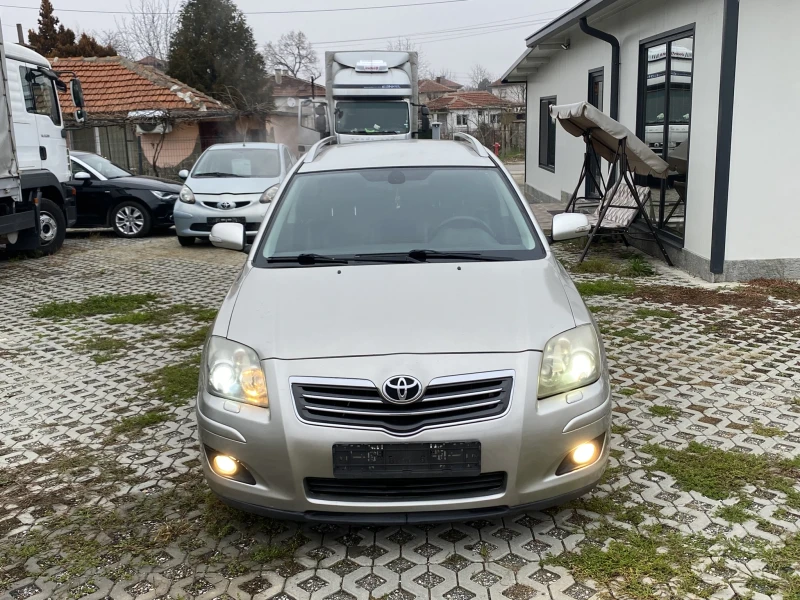 Toyota Avensis 2.0 D4D, снимка 1 - Автомобили и джипове - 48884849