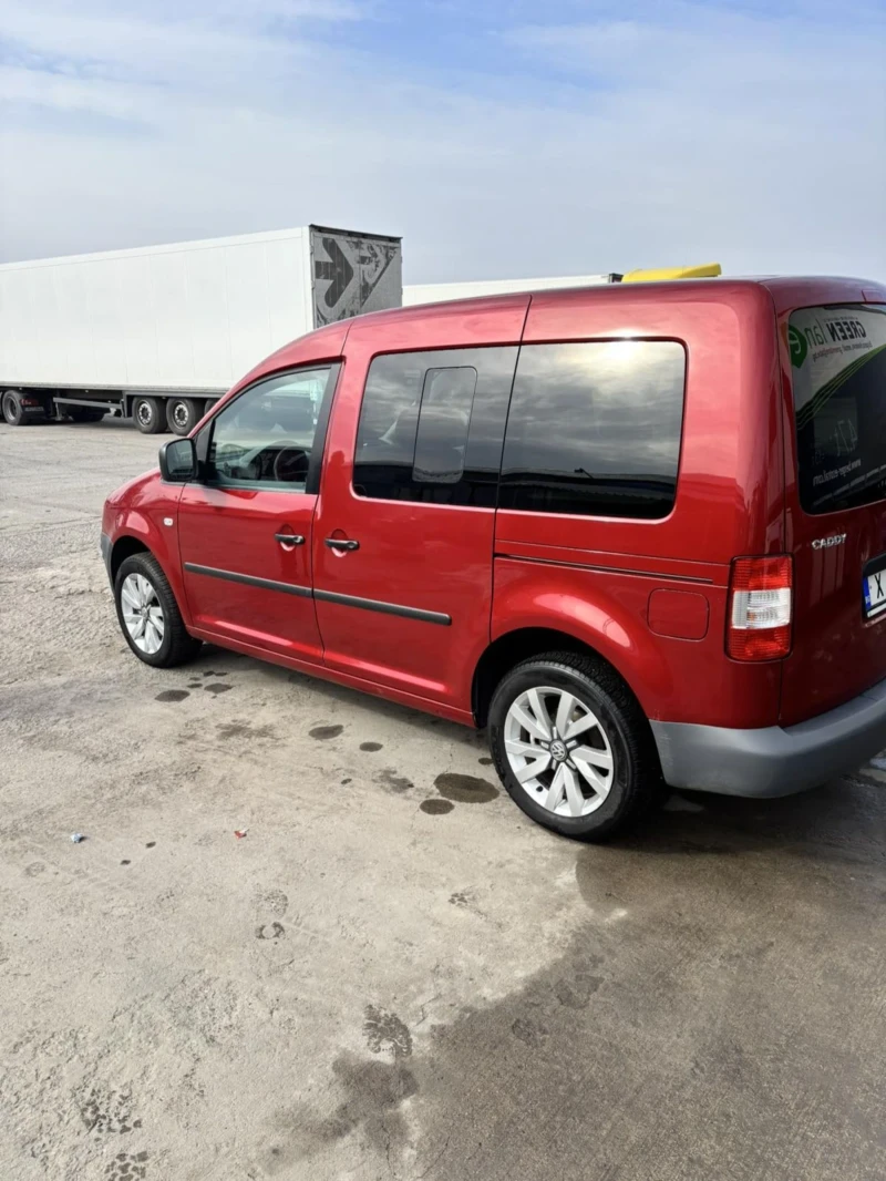 VW Caddy 1.6 ГАЗ ПЕРФЕКТЕН!!!, снимка 14 - Автомобили и джипове - 49125790