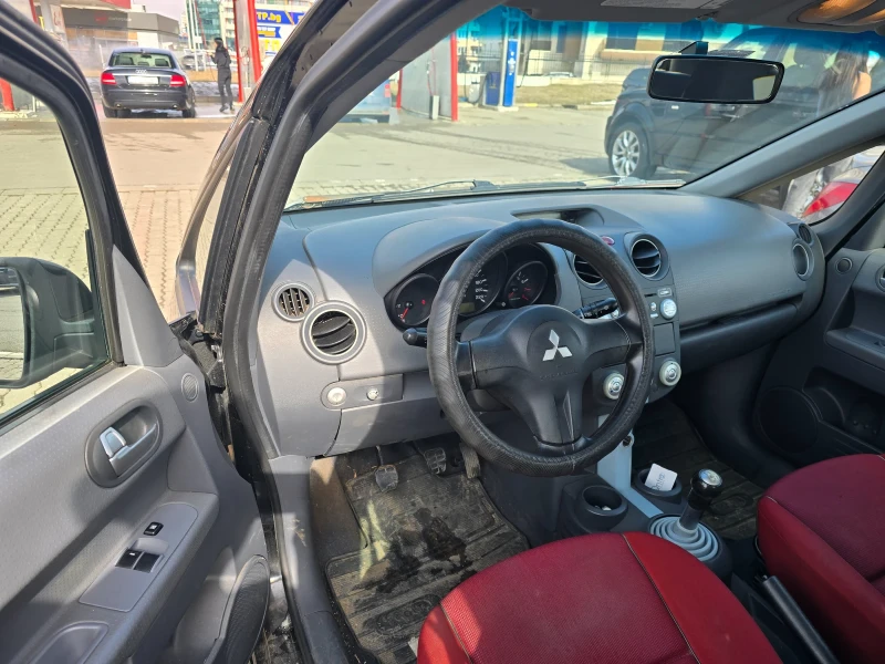 Mitsubishi Colt 1.1 , снимка 7 - Автомобили и джипове - 49288945