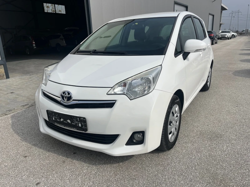 Toyota Verso S 1.33 i 100k.c, снимка 3 - Автомобили и джипове - 49301801