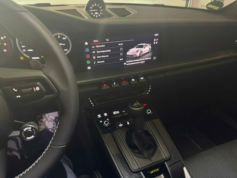 Porsche 911 992* GT3* Carbon* Bose* Lift, снимка 8 - Автомобили и джипове - 51432610