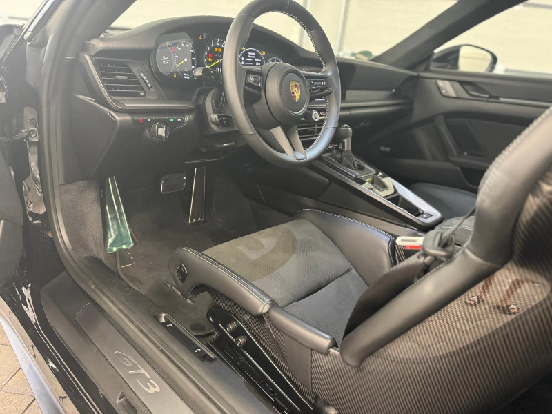 Porsche 911 992* GT3* Carbon* Bose* Lift, снимка 3 - Автомобили и джипове - 51432610