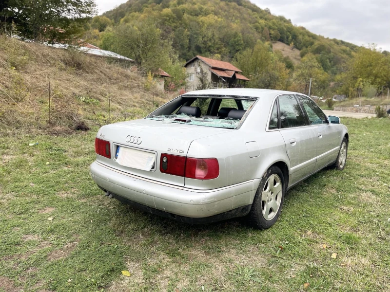 Audi A8 2.5 TDI Quattro , снимка 9 - Автомобили и джипове - 52062190