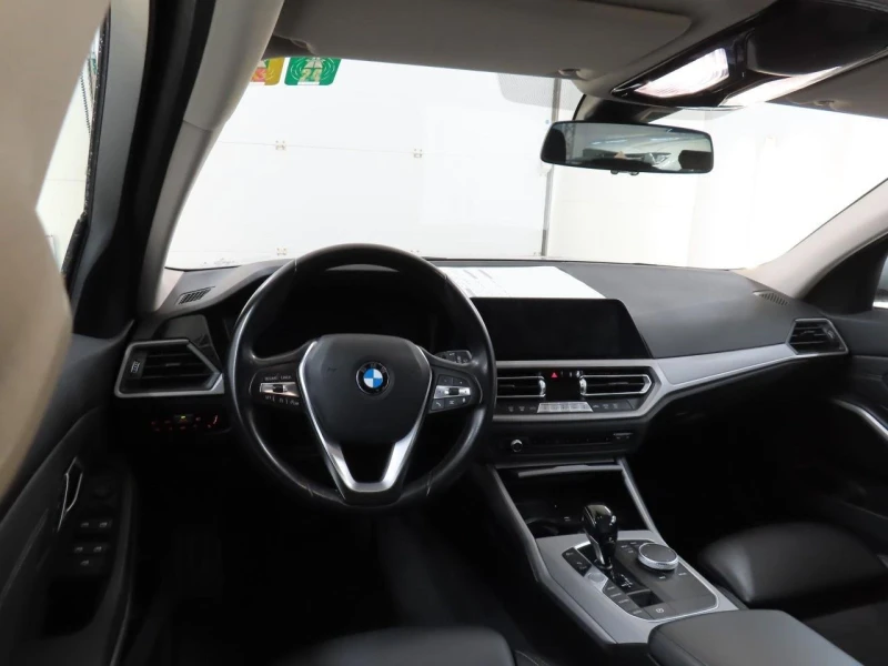 BMW 320 Executive , снимка 5 - Автомобили и джипове - 52575845