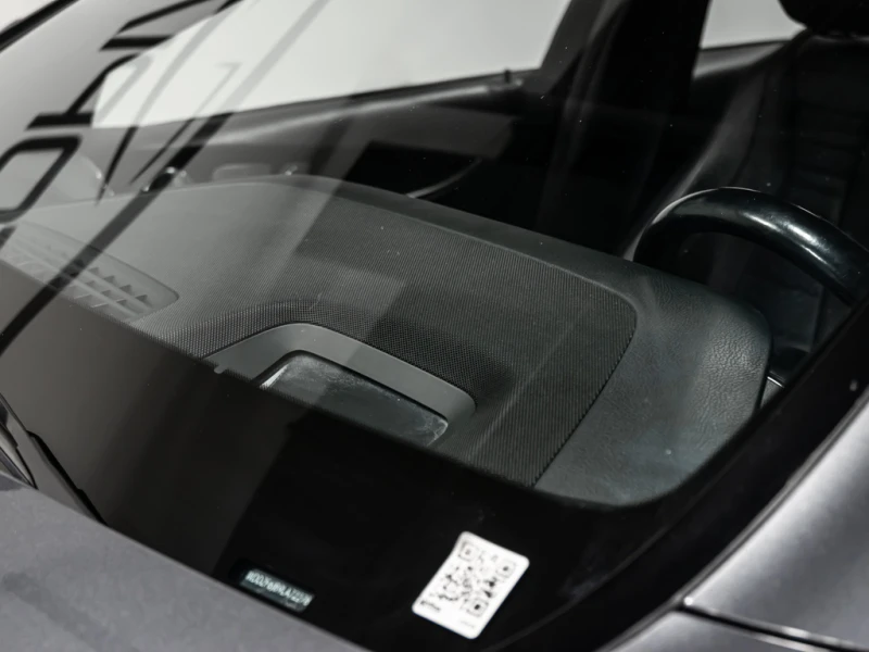 Mercedes-Benz E 450 4MATIC/HEADS UP/BLIND SPOTS/NAVI/REAR CAM, снимка 8 - Автомобили и джипове - 53113990