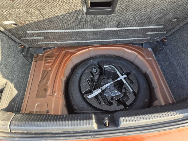 VW Polo 1.0 DSG Highline, снимка 11 - Автомобили и джипове - 53205652