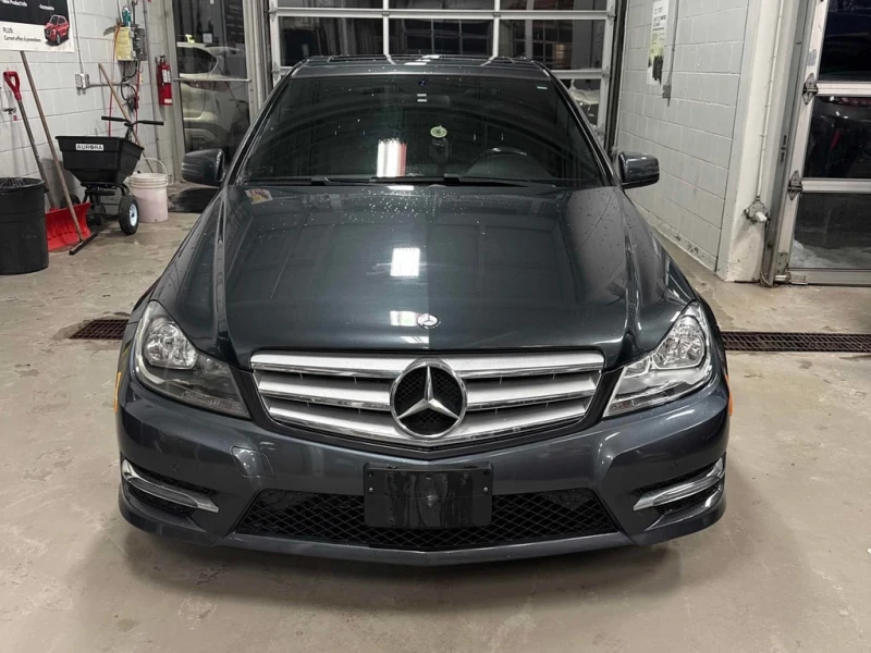 Mercedes-Benz C 300 AMG ПКАЕТ * ВСИЧКИ ЕКСТРИ * 122894 КМ ПРОБЕГ * , снимка 2 - Автомобили и джипове - 53304214