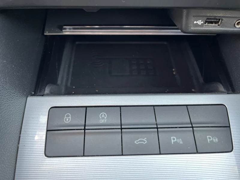 Skoda Octavia Keyless Panorama Canton, снимка 15 - Автомобили и джипове - 53354019