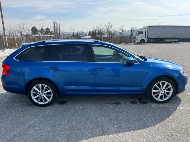 Skoda Octavia Keyless Panorama Canton, снимка 2 - Автомобили и джипове - 53354019