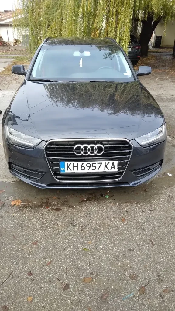 Audi A4, снимка 1 - Автомобили и джипове - 48753951