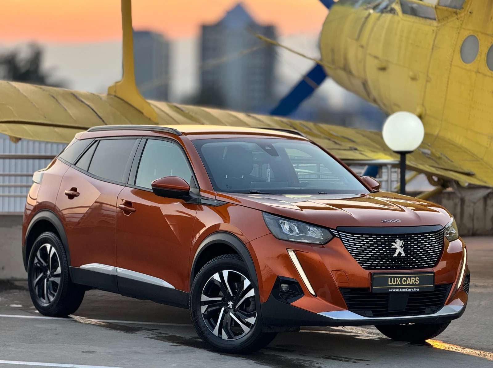 Peugeot 2008 - 1.5 BlueHDI - EAT8 - Allure - 3D cockpit - Led -, снимка 1