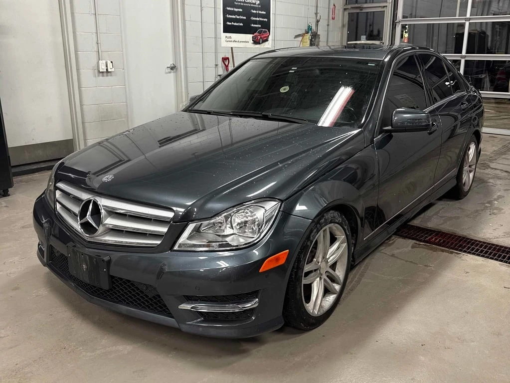 Mercedes-Benz C 300 AMG ПКАЕТ * ВСИЧКИ ЕКСТРИ * 122894 КМ ПРОБЕГ * , снимка 1