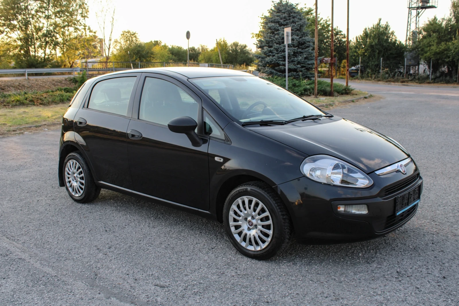 Fiat Punto Evo 1.4 бензин - изображение 8