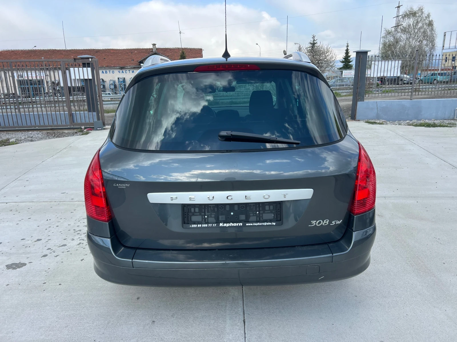 Peugeot 308 1.6HDI SW - изображение 5